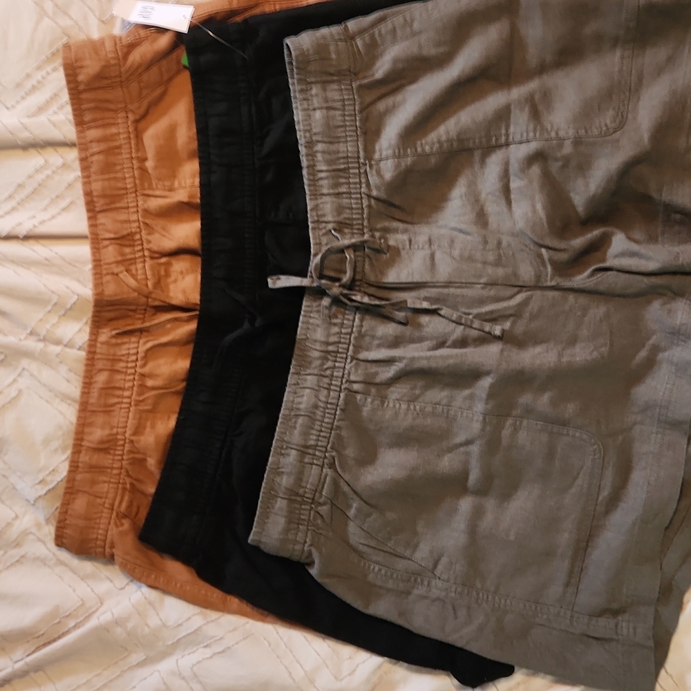 Gap shorts